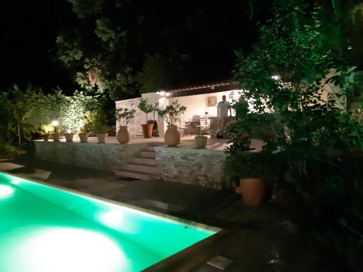 Les Chambres Manon - Piscine, Spa, Tennis Belcodene Exterior photo