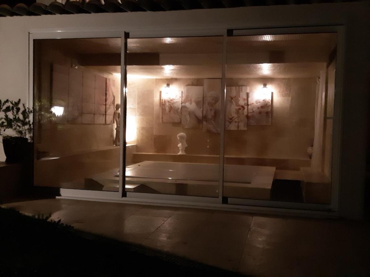 Les Chambres Manon - Piscine, Spa, Tennis Belcodene Exterior photo