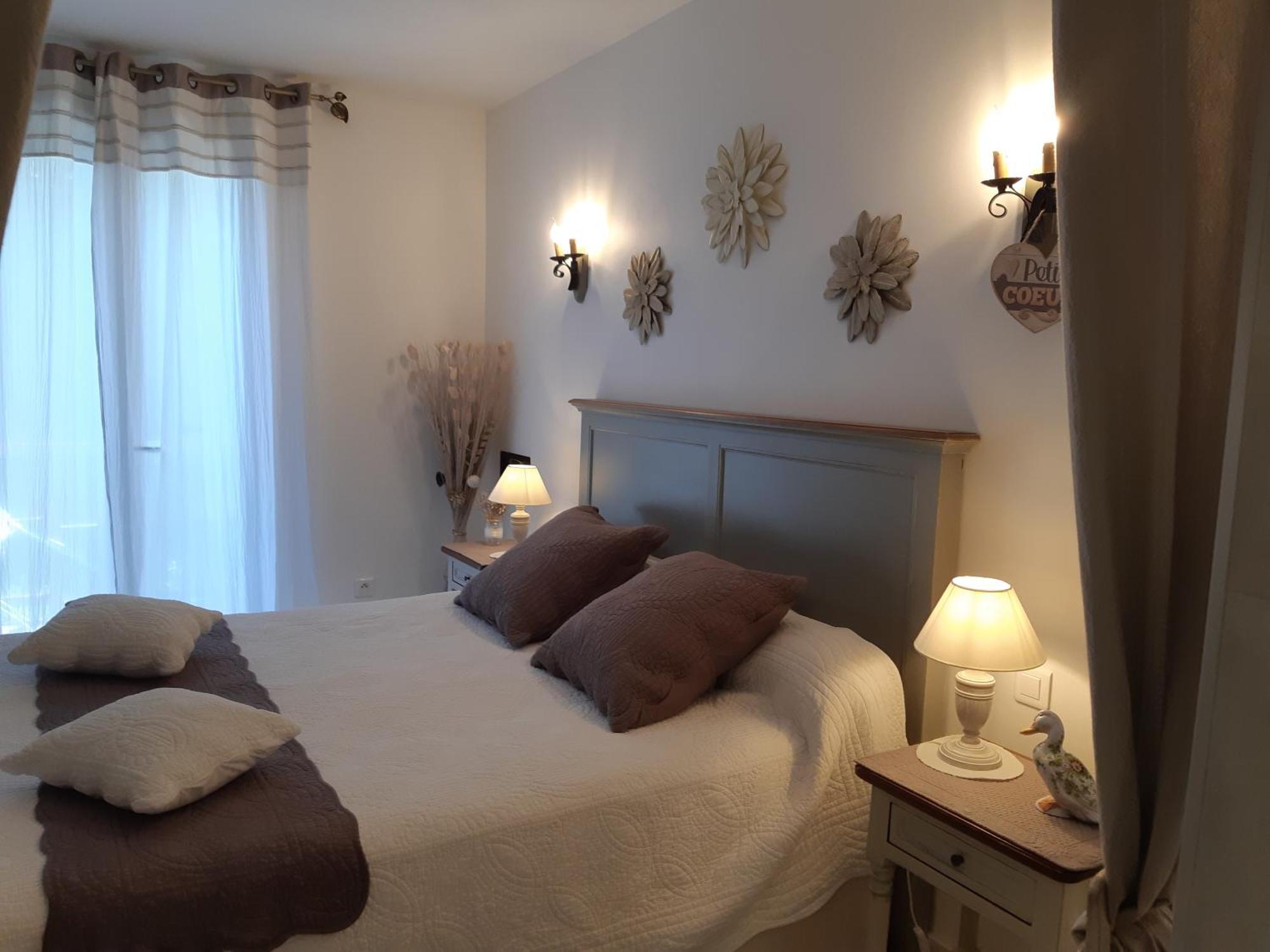 Les Chambres Manon - Piscine, Spa, Tennis Belcodene Room photo